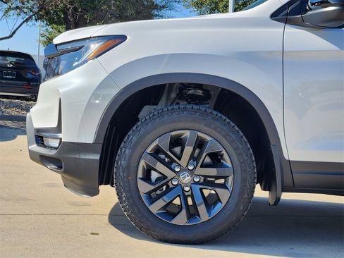 New 2026 Honda Ridgeline Sport image 5