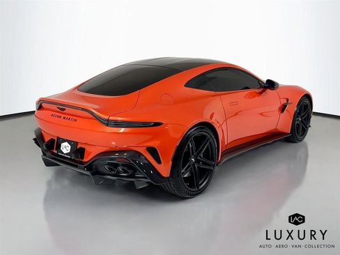 Used 2025 Aston Martin V8 Vantage Coupe image 6