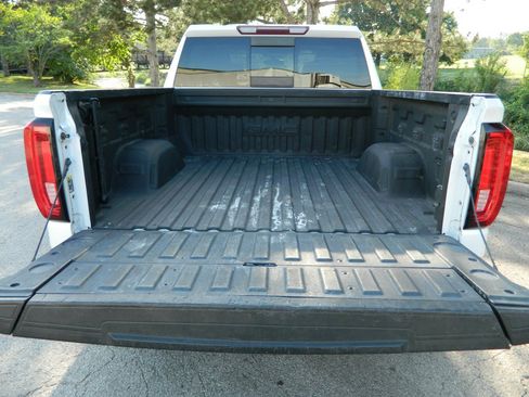 Used 2020 GMC Sierra 1500 SLT AWD/4WD image 10