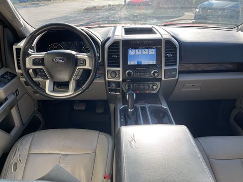 Used 2018 Ford F150 Lariat w/ Equipment Group 502A Luxury image 14