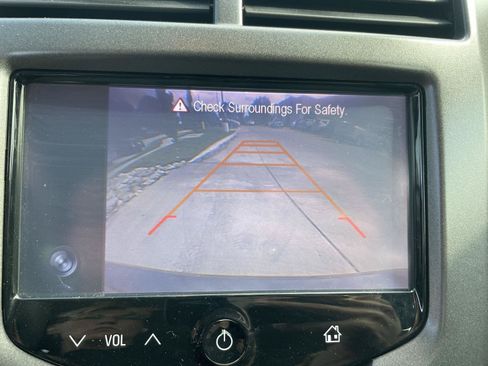 Used 2015 Chevrolet Sonic LT FWD image 6