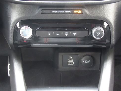 Used 2024 Ford Escape ST-Line w/ Tech Pack #1 AWD/4WD image 29