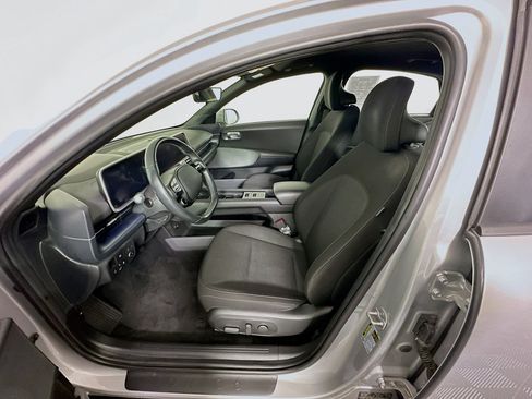 Used 2024 Hyundai Ioniq 6 SE RWD image 13