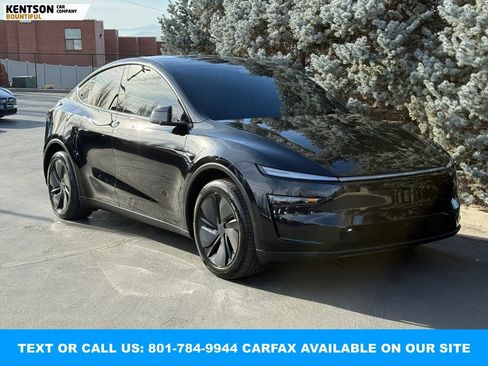 Used 2026 Tesla Model Y Long Range image 12