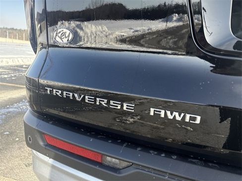 New 2026 Chevrolet Traverse LT w/ Driver Confidence Package image 33