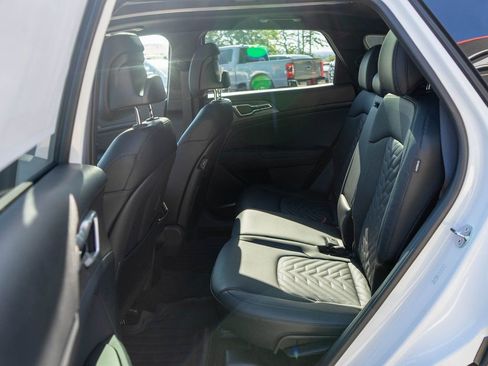 New 2026 Kia Sportage X-Line w/ X-Line Technology Package AWD/4WD image 13