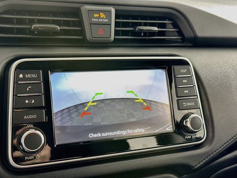 Used 2025 Nissan Versa S FWD image 22