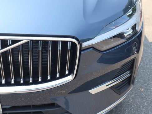 Used 2023 Volvo XC60 B5 Plus w/ Climate Package AWD/4WD image 7