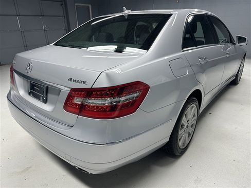 Used 2013 Mercedes-Benz E 350 4MATIC Sedan image 7