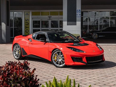 Used 2020 Lotus Evora image 16