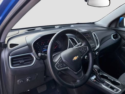 Used 2024 Chevrolet Equinox LT AWD/4WD image 9