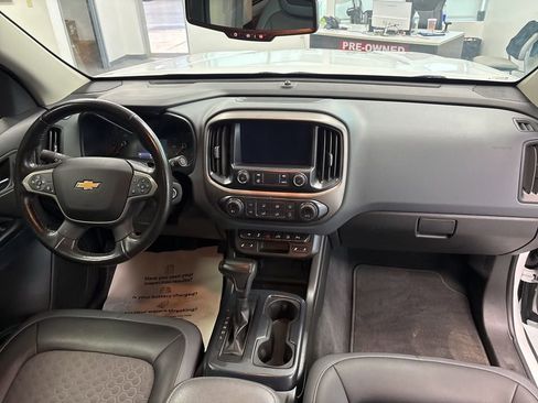 Used 2020 Chevrolet Colorado Z71 AWD/4WD image 14