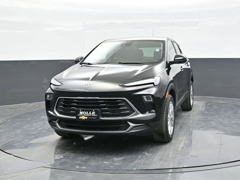 Used 2025 Buick Encore GX Preferred image 2