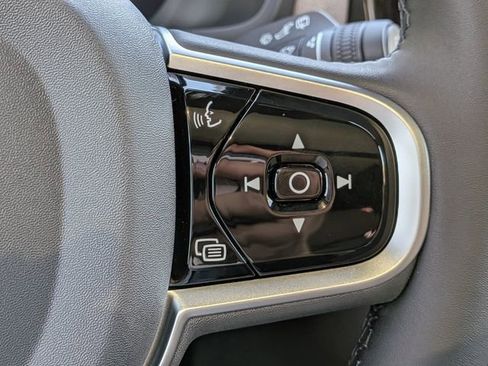 New 2026 Volvo XC90 T8 Plus w/ Protection Package Premier AWD/4WD image 29