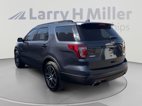 Used 2017 Ford Explorer Sport w/ Equipment Group 401A AWD/4WD image 3