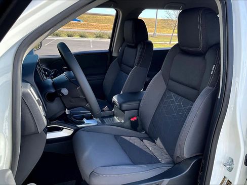 New 2026 Nissan Frontier SV w/ All-Weather Content Package image 9