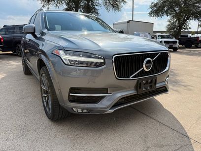 Used 2018 Volvo XC90 T5 Momentum w/ Convenience Package