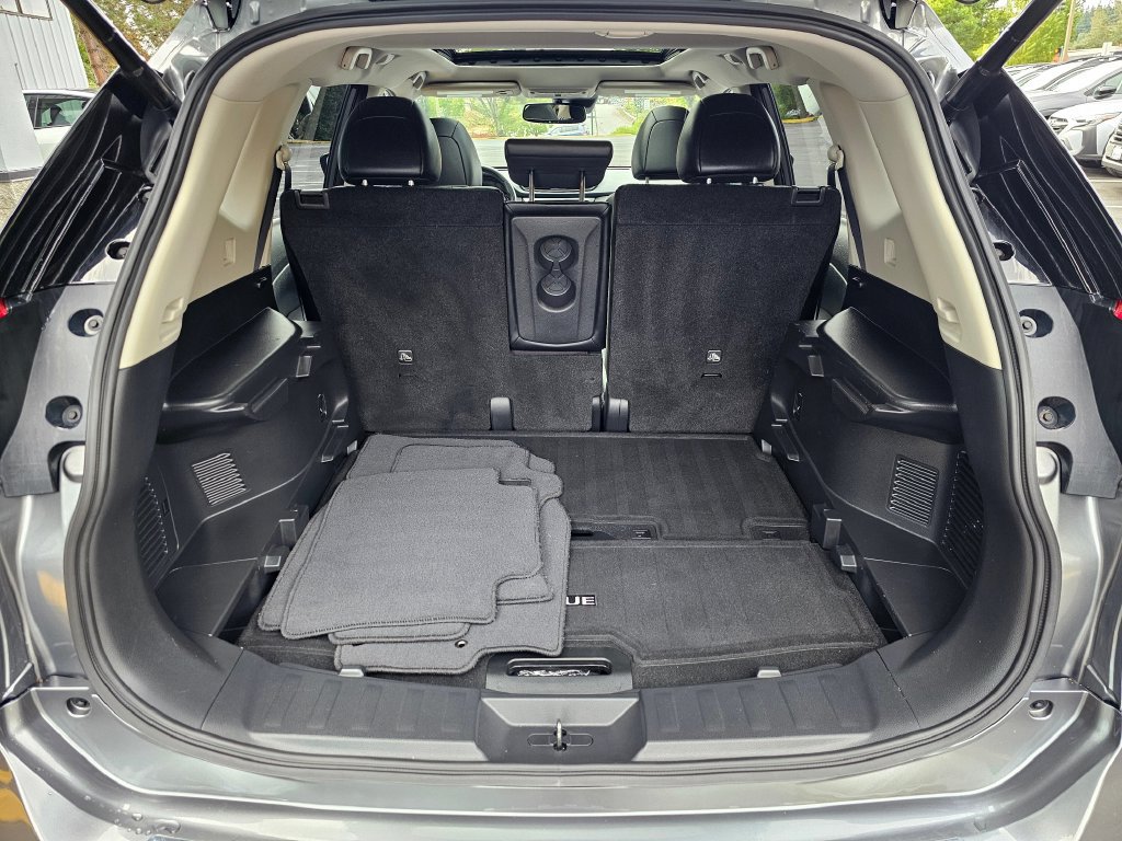Used 2018 Nissan Rogue SL w/ Premium Package AWD/4WD image 13