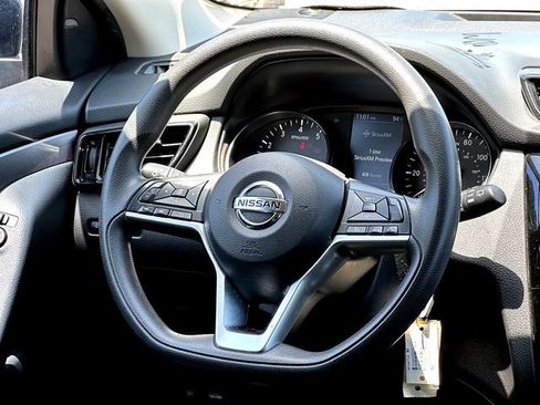 Used 2022 Nissan Rogue Sport S FWD image 29