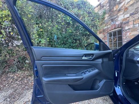 Used 2021 Nissan Altima 2.5 S image 42