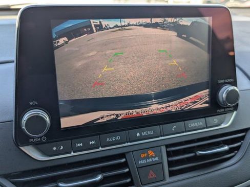 Used 2021 Nissan Altima 2.5 SV image 17