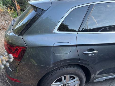 Used 2022 Audi Q5 2.0T Premium image 3