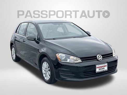 Used 2016 Volkswagen Golf S image 6