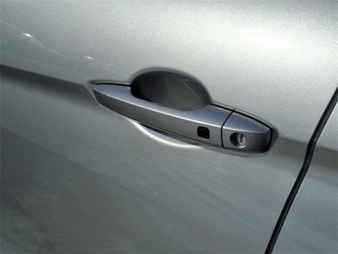 Used 2024 Mitsubishi Eclipse Cross SEL image 16