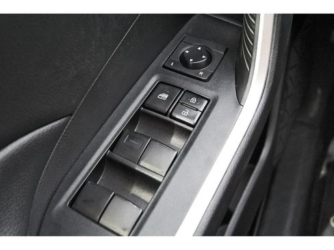 Used 2021 Toyota RAV4 XLE FWD image 21