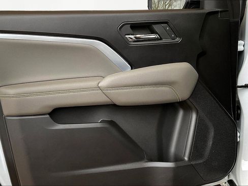 Used 2024 Chevrolet Colorado ZR2 AWD/4WD image 20