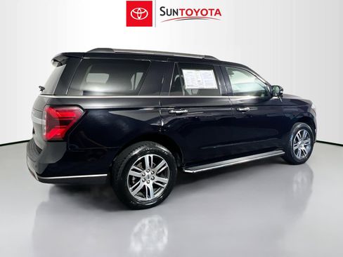 Used 2023 Ford Expedition Limited AWD/4WD image 4