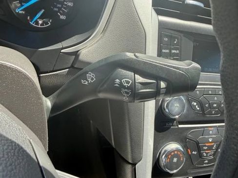Used 2015 Ford Fusion SE FWD image 23