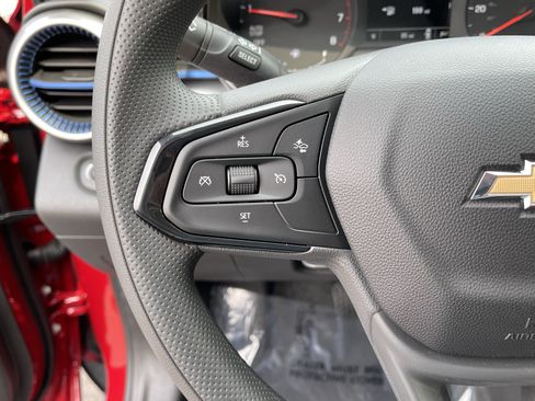 Used 2026 Chevrolet Trax LS FWD image 20