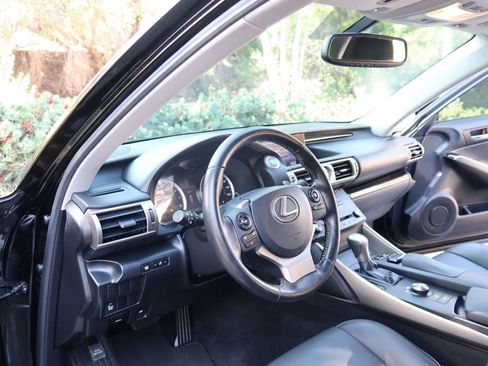 Used 2016 Lexus IS 300 AWD image 13
