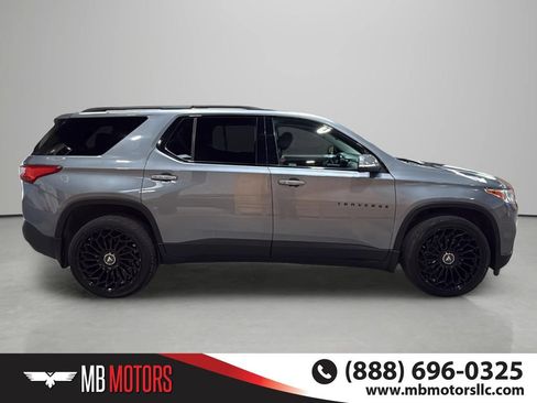Used 2021 Chevrolet Traverse RS w/ LPO, Floor Liner Package AWD/4WD image 5