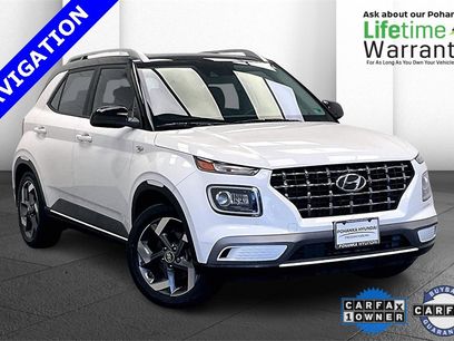 Certified 2022 Hyundai Venue Limited w/ Cargo Package