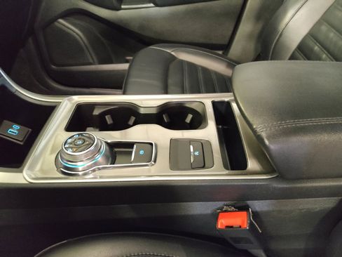 Used 2023 Ford Edge SEL image 26