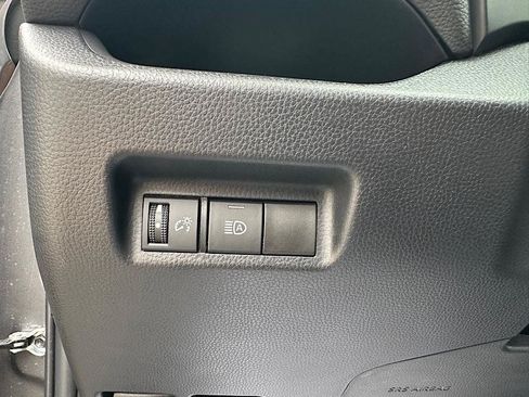 Certified 2023 Toyota RAV4 LE AWD/4WD image 21
