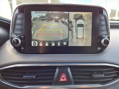 Used 2020 Hyundai Santa Fe Limited image 12