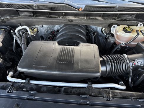 Used 2021 GMC Yukon XL SLT image 19