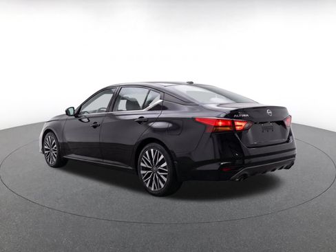 Used 2026 Nissan Altima 2.5 SV FWD image 5