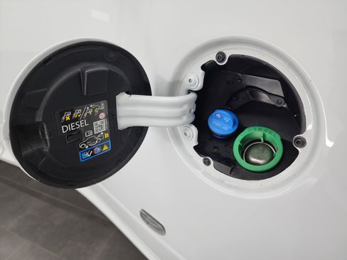 Used 2025 RAM 3500 Laramie image 34