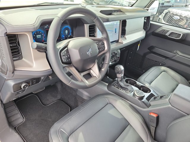 New 2026 Ford Bronco Outer Banks AWD/4WD image 18