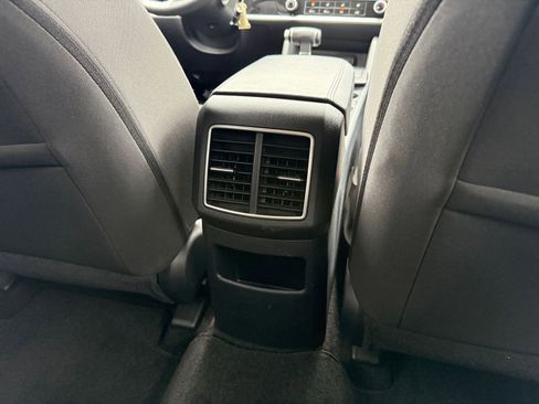 Used 2025 Kia Sportage LX FWD image 23