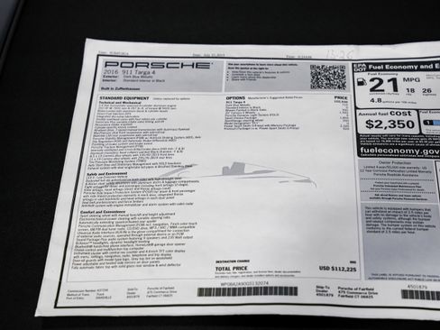 Used 2016 Porsche 911 Targa 4 image 2