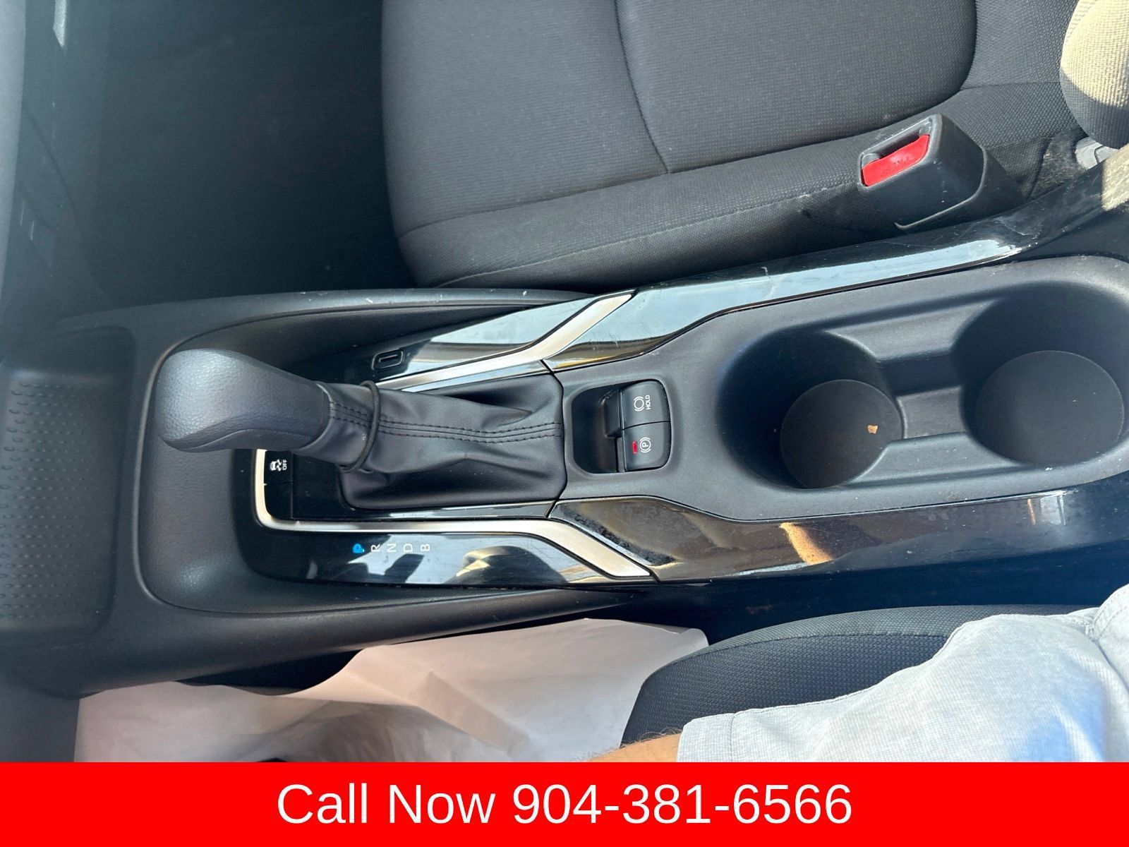 Used 2022 Toyota Corolla LE FWD image 29