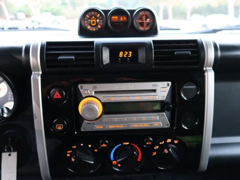 Used 2007 Toyota FJ Cruiser 4WD image 20