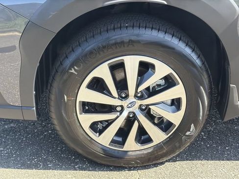 Certified 2025 Subaru Outback AWD/4WD image 12