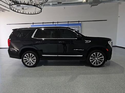 Used 2021 GMC Yukon Denali w/ Denali Ultimate Package AWD/4WD image 9