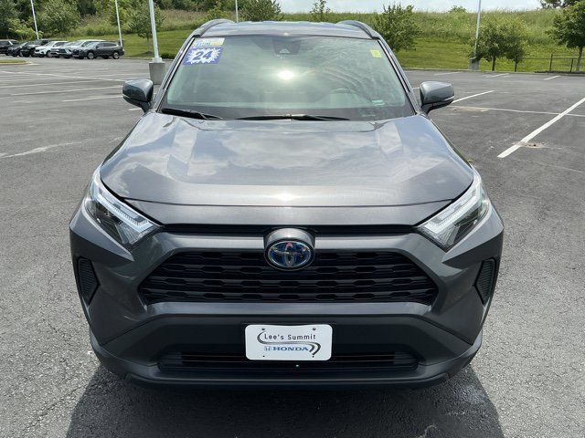 Used 2024 Toyota RAV4 LE AWD/4WD image 11